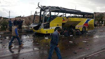 Blast on tourist bus in Egypt kills 4