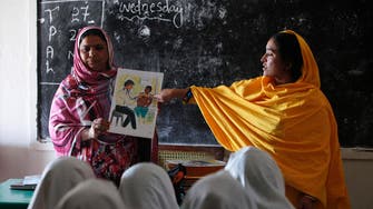 Pakistani girls get pioneering Sex-Ed class