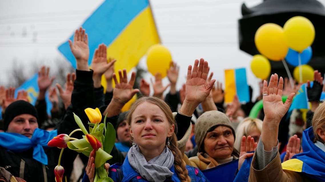 Pro-Ukranian supporters forge ahead