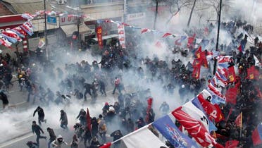 Turkish police battle protesters in central Istanbul