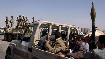 مقتل جنديين يمنيين و6 من الحوثيين قرب صنعاء