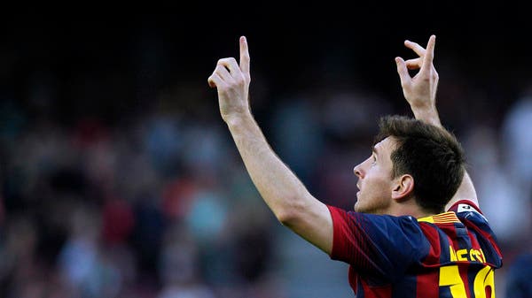 Messi breaks Barcelona scorer record