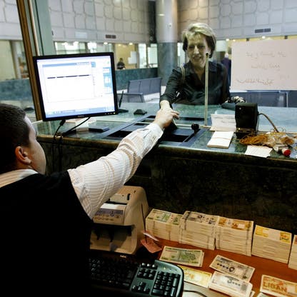 مصادر للعربية: هروب 3 مليارات دولار من بنوك لبنان إلى الخارج 