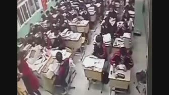 چینی طالبعلم کی ہم جماعتوں کے سامنے کلاس میں خود کشی