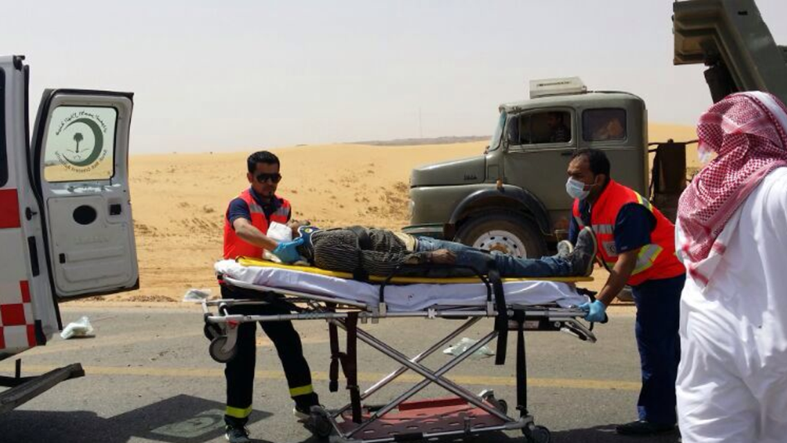 بالصور .. وفاة وإصابة 9 وافدين في حادث مروري
