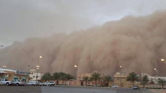 Massive sandstorm overruns Saudi capital