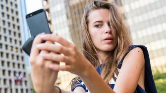 Selfie craze? Doctors link smartphone snaps with mental illness