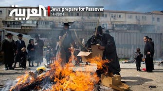 Jews prepare for Passover