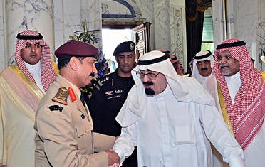 الملك عبدالله مستقبلاً الفريق أول ركن يوسف الإدريسي