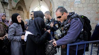 Jews pray in Jerusalem after old city clashes 