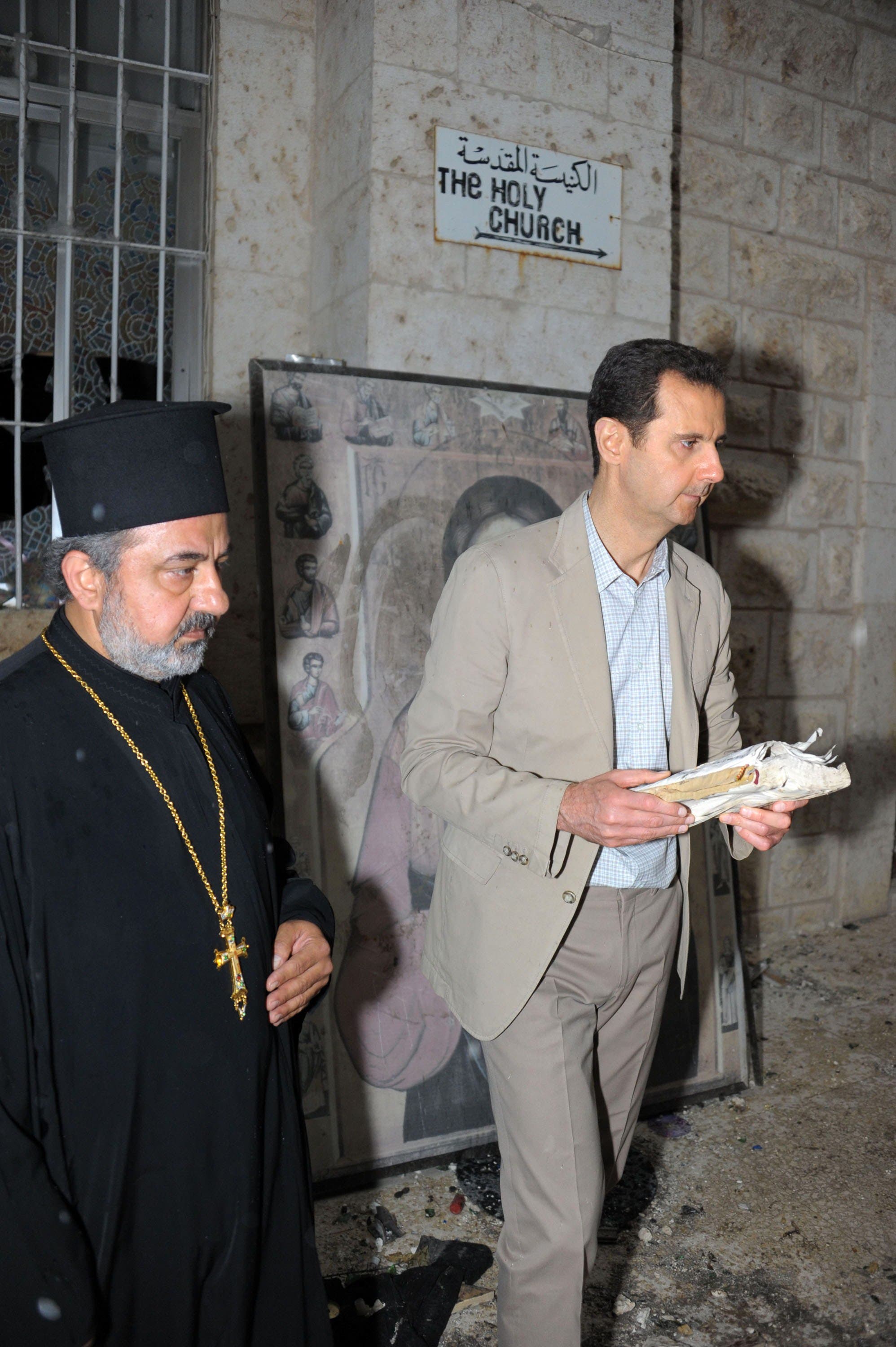 Assad visits Maalula on Easter