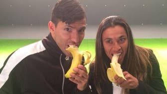 Alves gets support after racist banana taunt