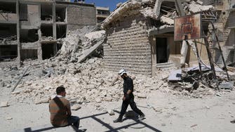 Syrian air strikes hit Aleppo school 