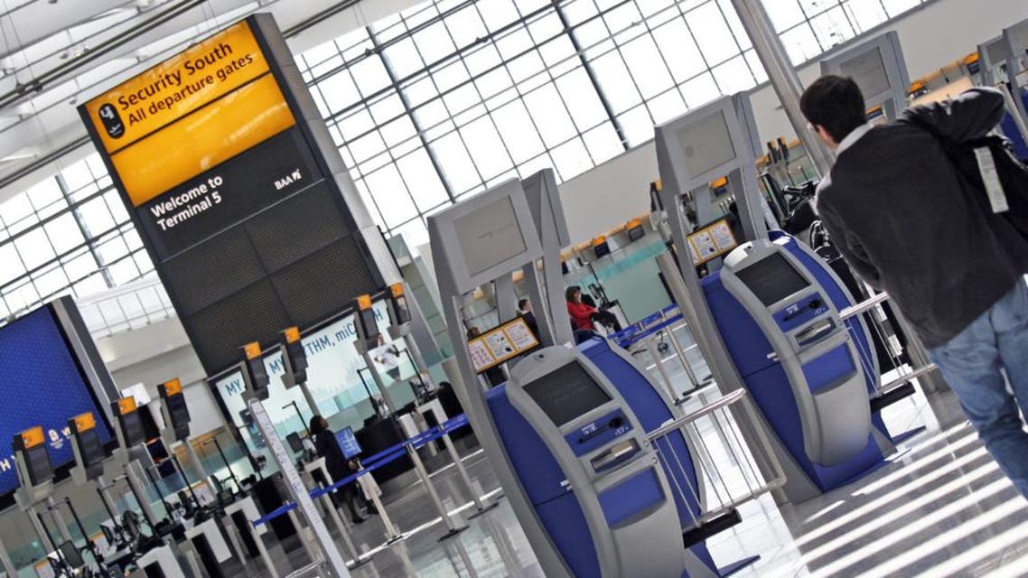 London’s Heathrow Airport recently submitted revised plans to build a third runway in an attempt to boost capacity. (File photo: Shutterstock)