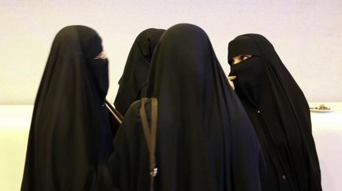 saudi women job seekers reuters