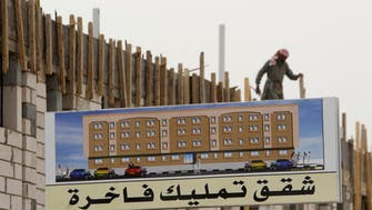 Outdoor workers in Saudi banned from working midday until summer ends
