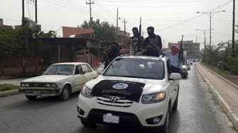 Advancing Iraq rebels seize northwest town in heavy battle