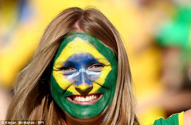 مشجعات كأس العالم البرازيل