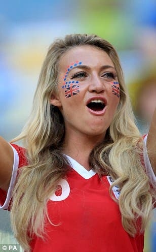 مشجعات كأس العالم البرازيل