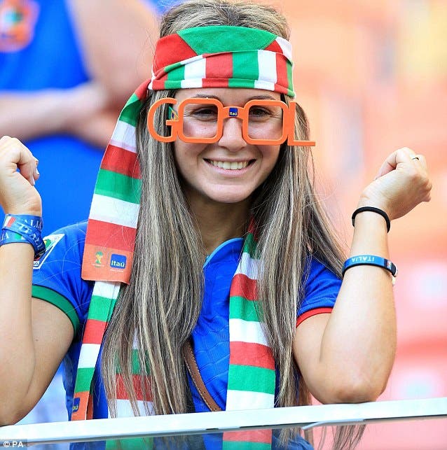 مشجعات كأس العالم البرازيل