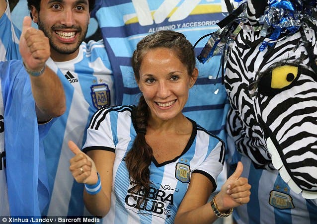 مشجعات كأس العالم البرازيل
