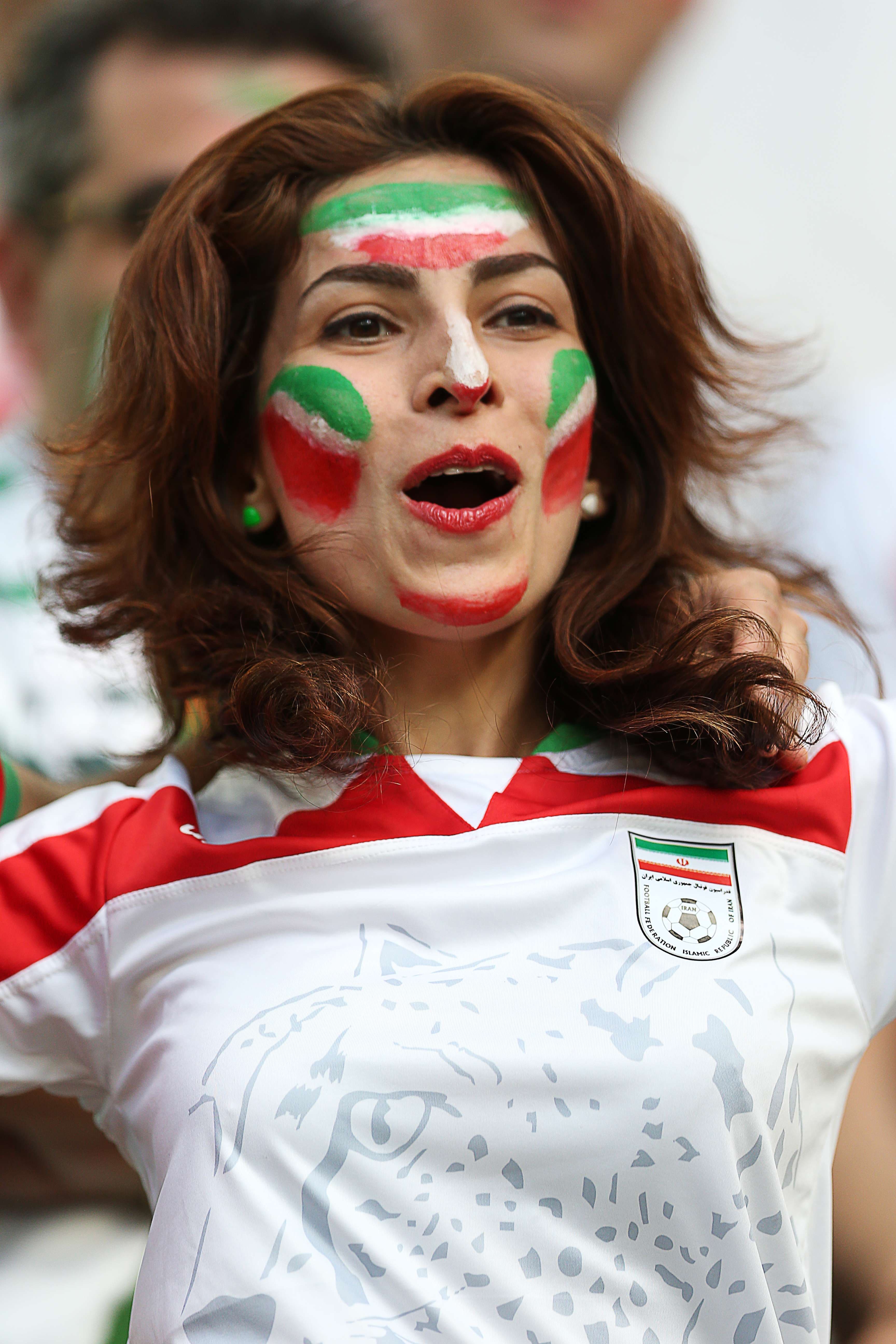 مشجعات ايرانيات