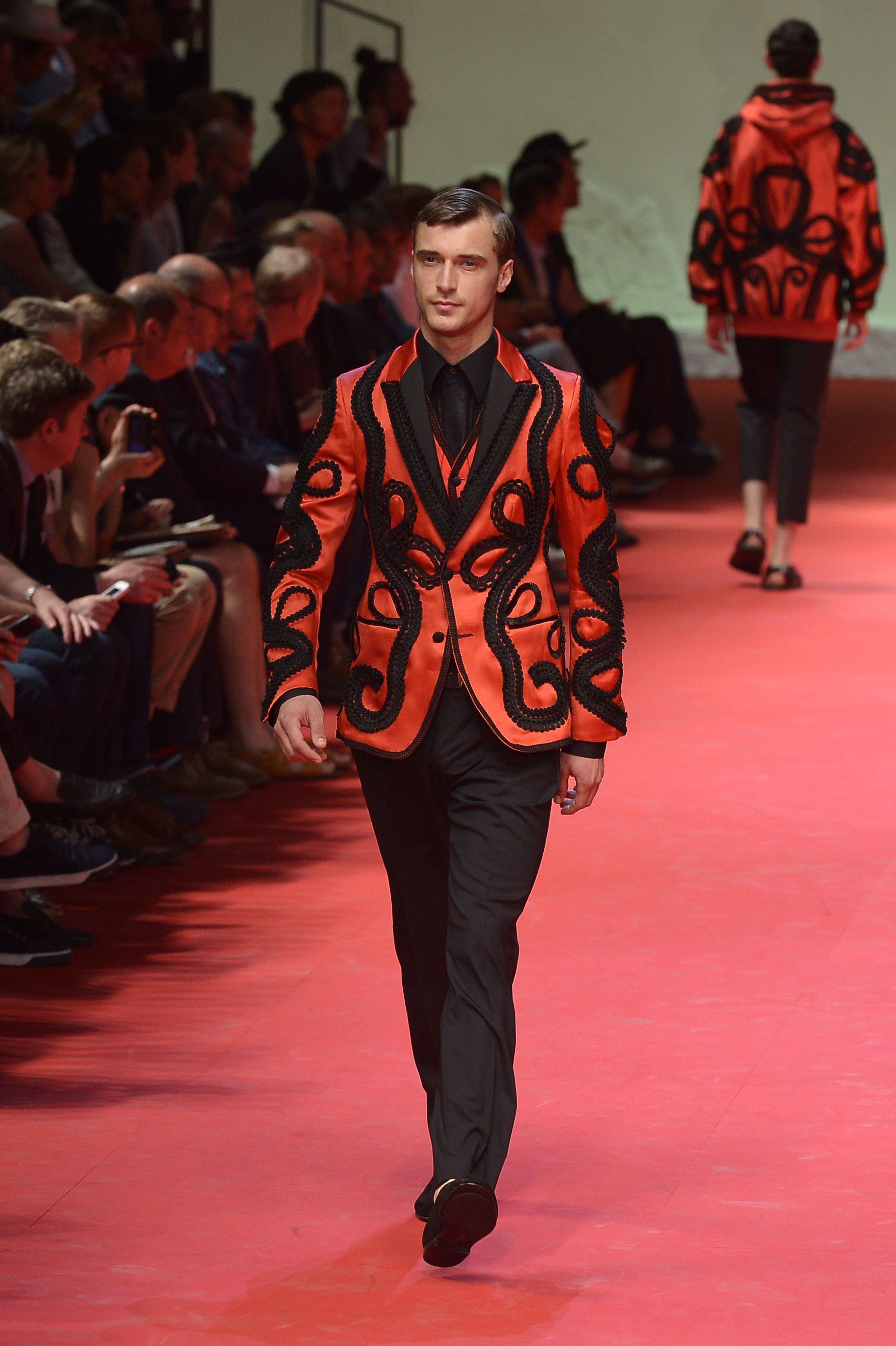 Dolce&Gabbana presents a flourish of crimson suits | Al Arabiya English