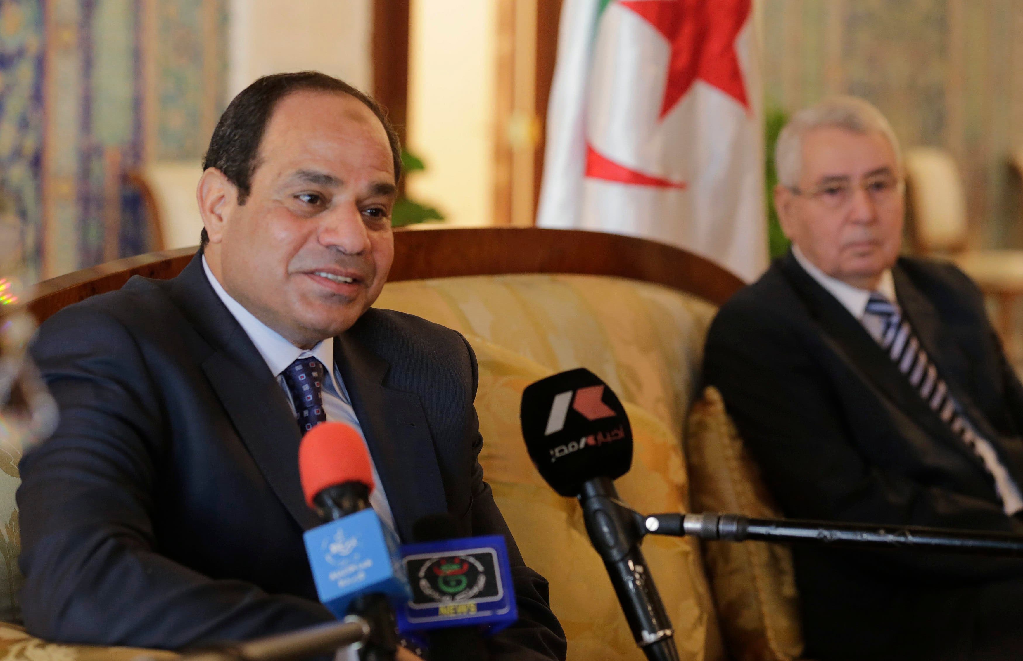 السيسي في الجزائر