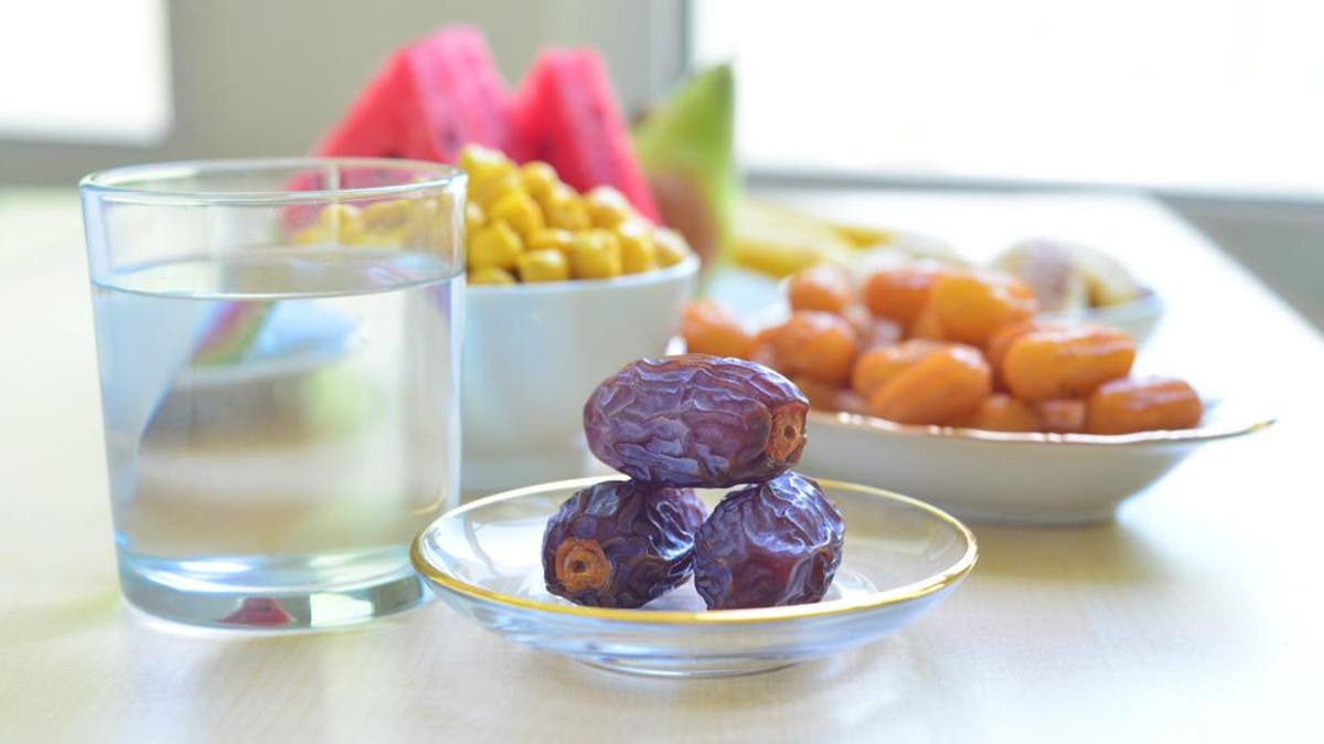 Lose weight this Ramadan with 6 easy food tips | Al Arabiya English