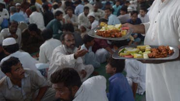 Breaking the Ramadan fast in Pakistan