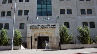 إسرائيل تعتقل 11 نائباً في المجلس التشريعي الفلسطيني