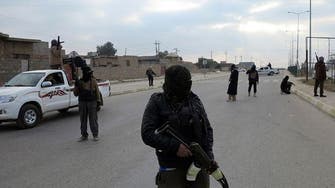 مقاتلو عشيرة الشعيطات يتصدون لـ"داعش" في دير الزور