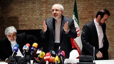 Iranian Foreign Minister Mohammad Javad Zarif (C) and diplomats leave a news conference in Vienna July 15, 2014. (Reuters)
