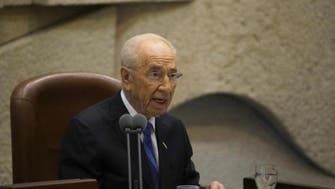 Peres steps down as Israeli president, sees peace ‘one day’