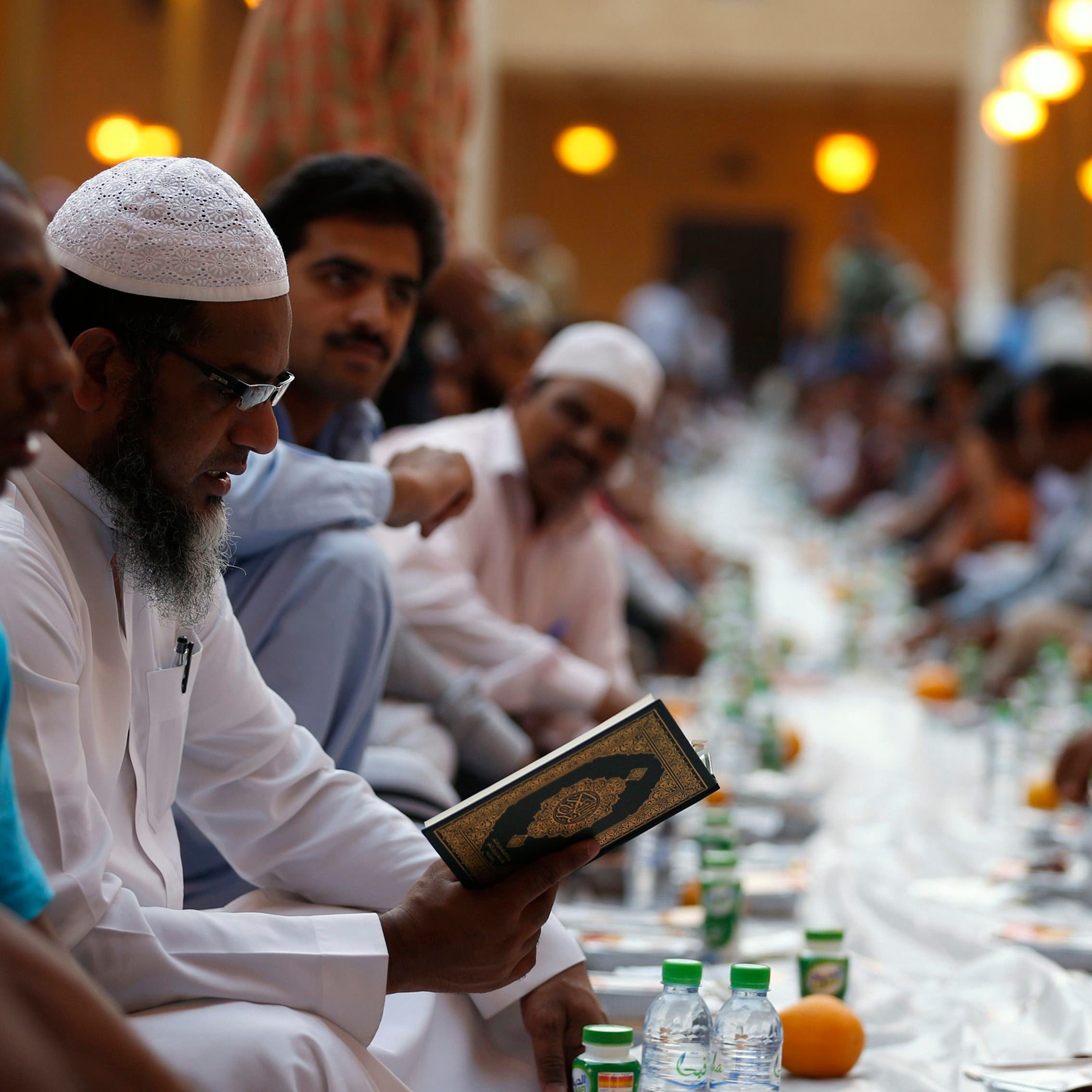Saudi Arabia bans Ramadan iftars, suhoors in mosques amid COVID-19