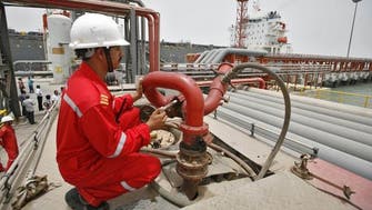 Iraq oil exports soar but low prices hit revenue 