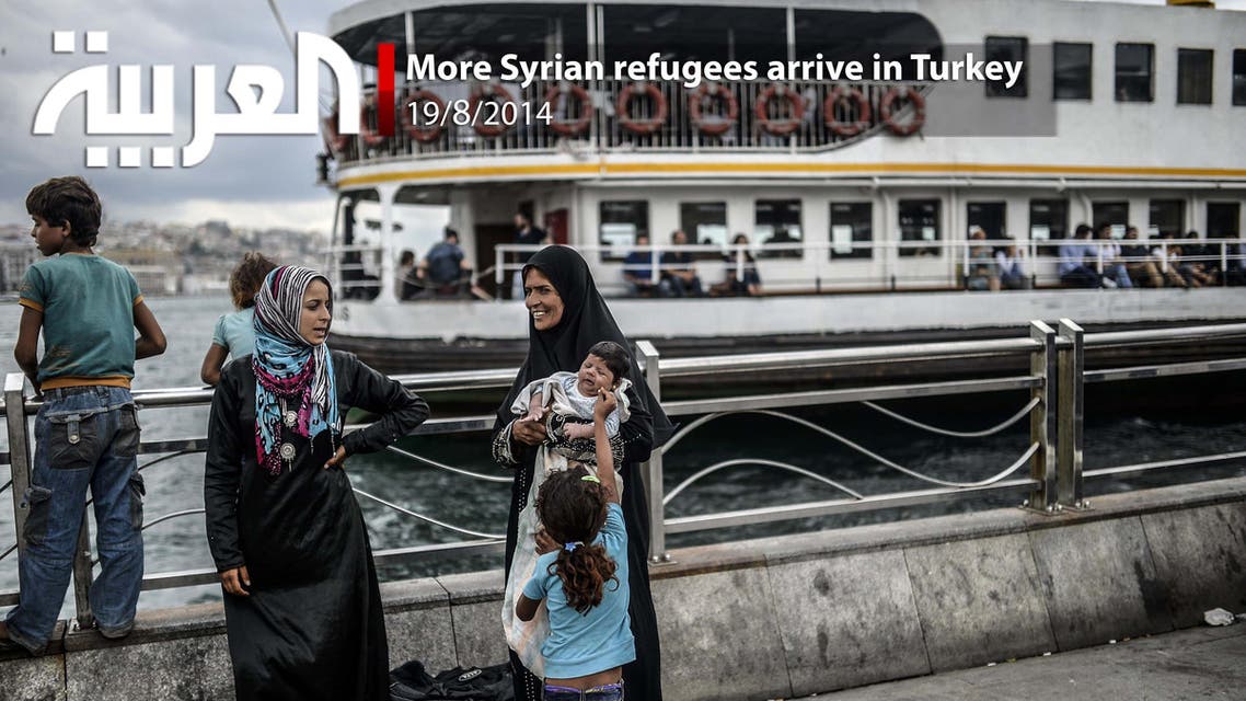 More Syrian refugees arrive in Turkey