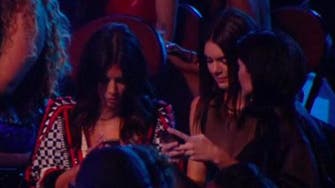 Kardashians mocked for ‘texting’ during VMA Ferguson tribute
