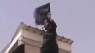 Video: the battle of flags between ISIS and al-Nusra Front
