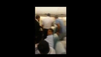Angry passengers force Pakistani MPs off aircraft 