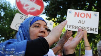 Hostage beheading raises pressure on French Muslims 