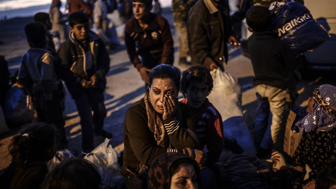 Syrian Kurds flee ISIS threat