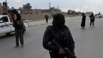 داعش لعشيرة الشعيطات: اعترفوا بأن كل من قاتلنا مرتد