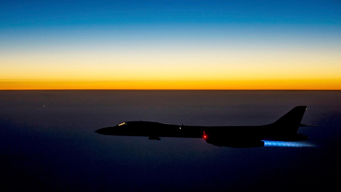 A U.S. Air Force B-1B Lancer supersonic bomber flies over northern Iraq after conducting air strikes in Syria against ISIL targets September 27, 2014.