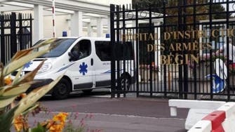 French nurse, U.S. student admitted to hospitals for Ebola-like symptoms 