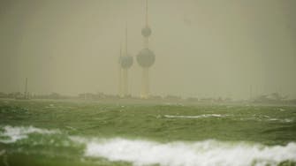 Kuwait halts sea navigation due to bad weather
