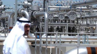 مع تراجع الأسعار.. شركات النفط الخليجية تتحرّك لتعزيز مواردها