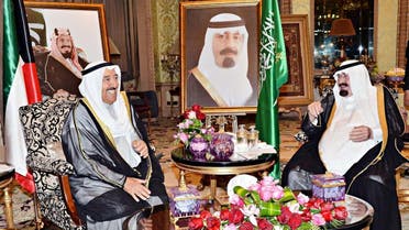 Saudi King Abdullah (right) hold talks with visiting Kuwait emir, Sheikh Sabah al-Ahmad al-Sabah. (SPA)