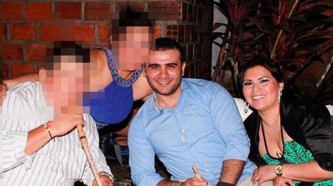 محمد أمادار وزوجته البيروفية في صورة أرشيفية