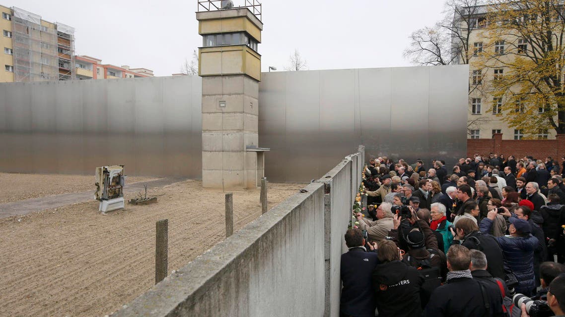 Germany marks historic fall of Berlin Wall